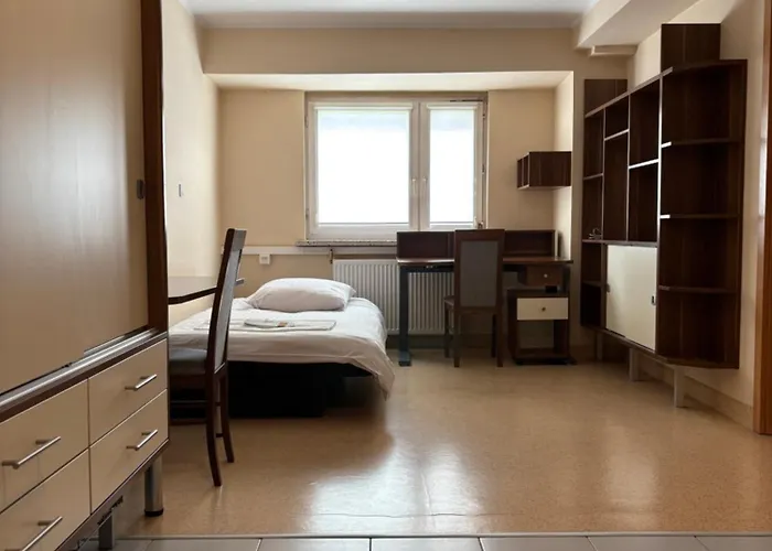 Hotel apartamentowy Dom Akademicki Przy Ulicy Nieszawskiej Poznań
